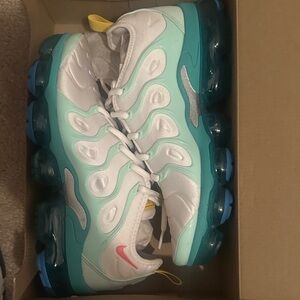 Nike White and Teal Sneakers